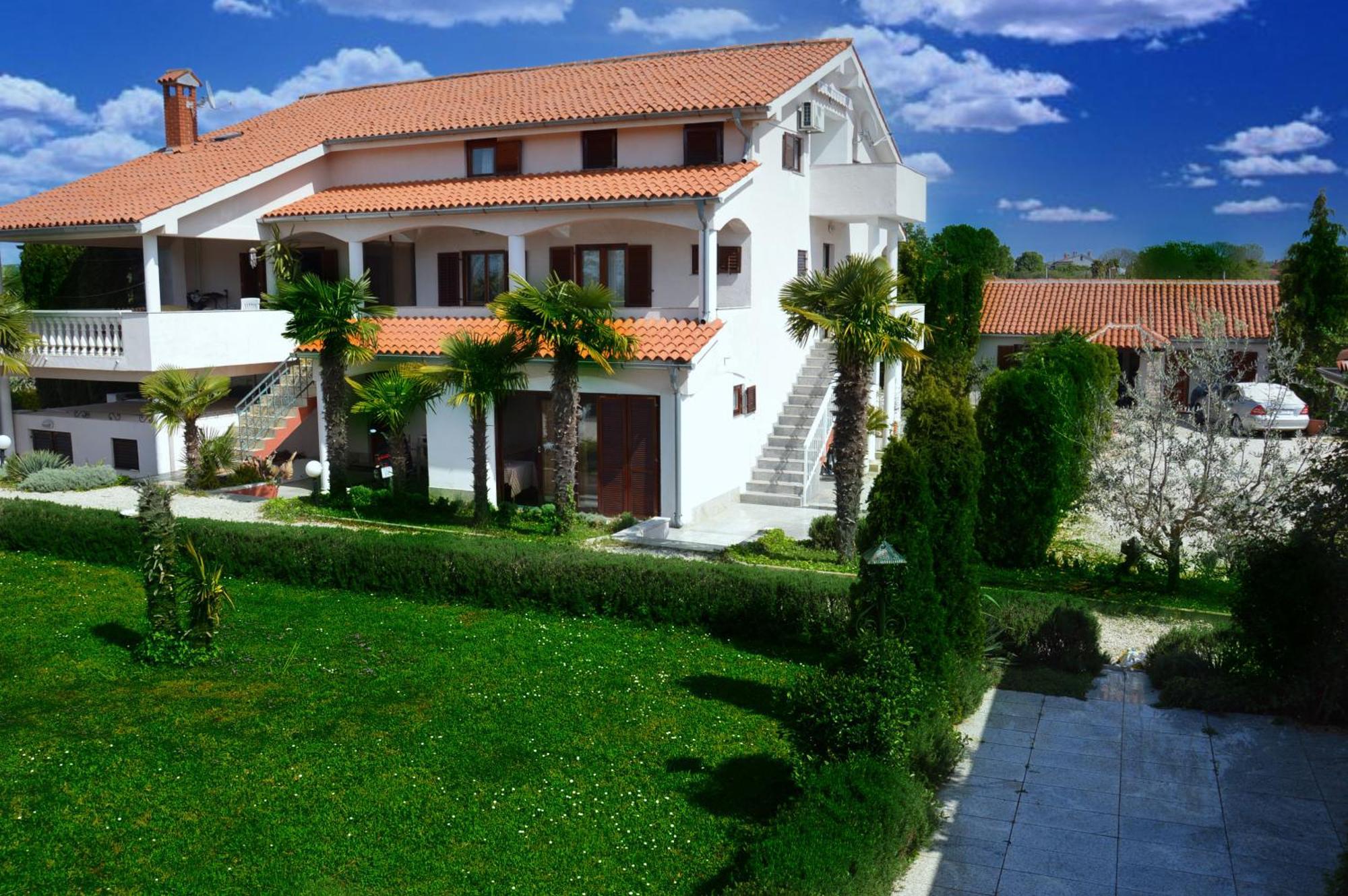 Nova Vas  Apartments Aurelia מראה חיצוני תמונה