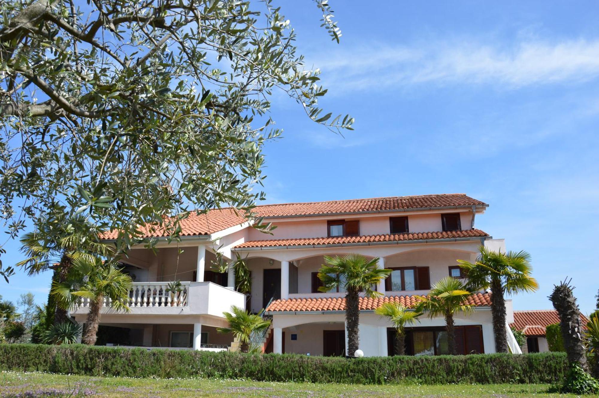Nova Vas  Apartments Aurelia מראה חיצוני תמונה